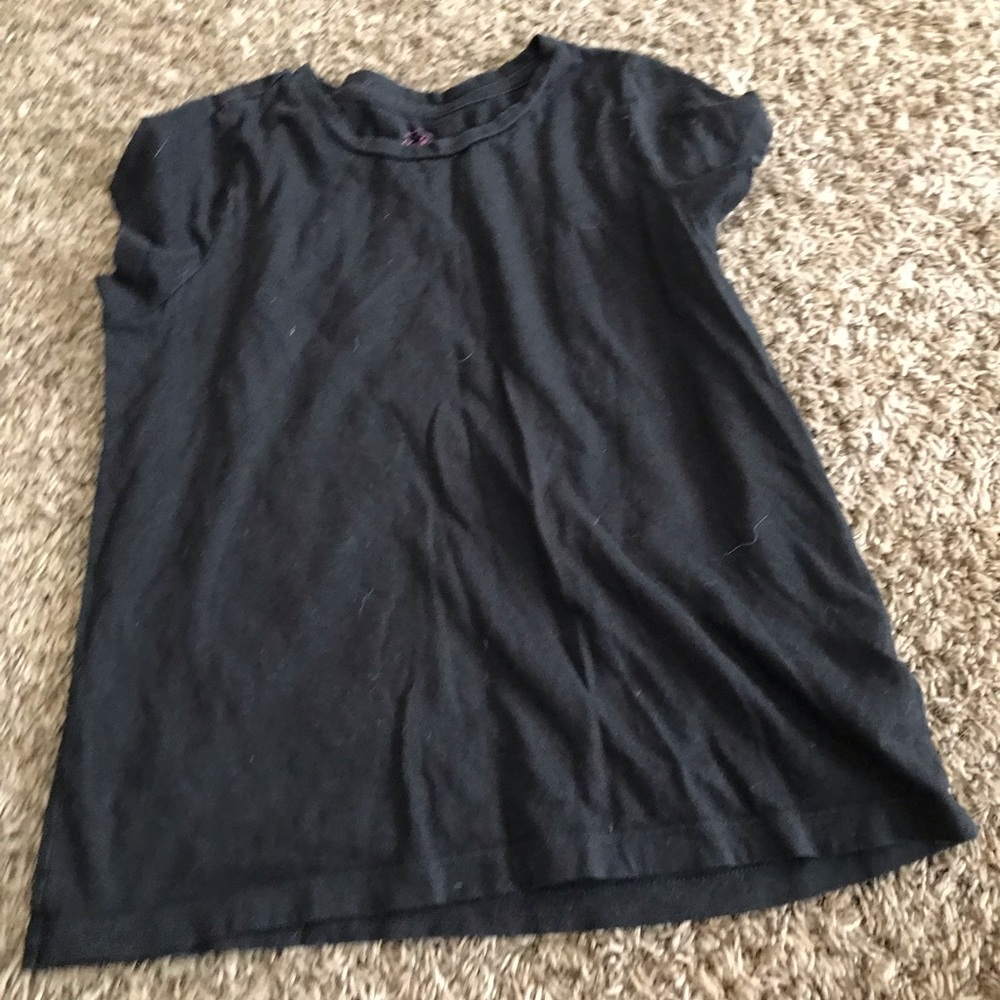 Black shirt